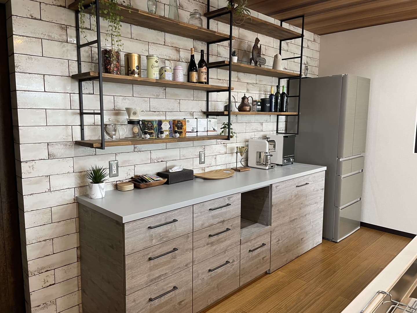 キッチンバックカウンター