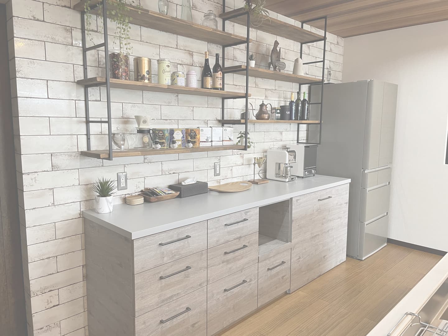 キッチンバックカウンター